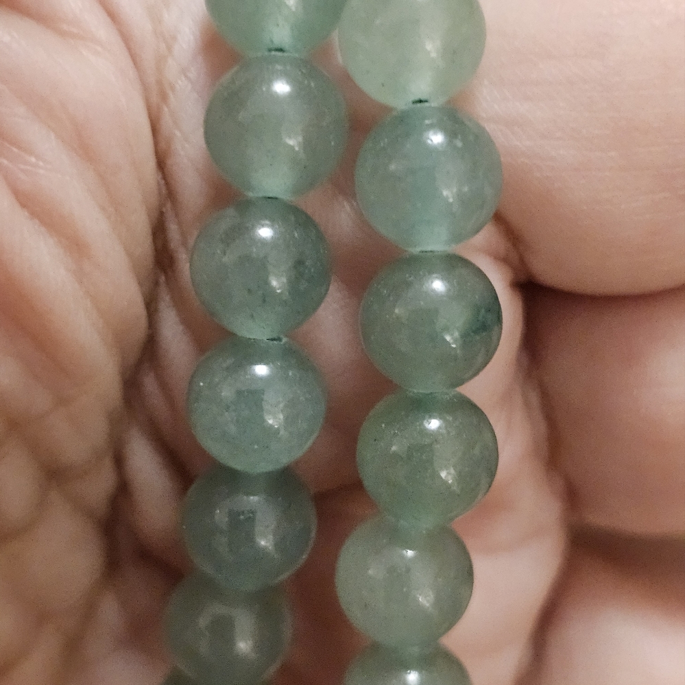 20 inch, Green Aventurine beaded necklace, 225.0 cts, stainsteel closure,NWT